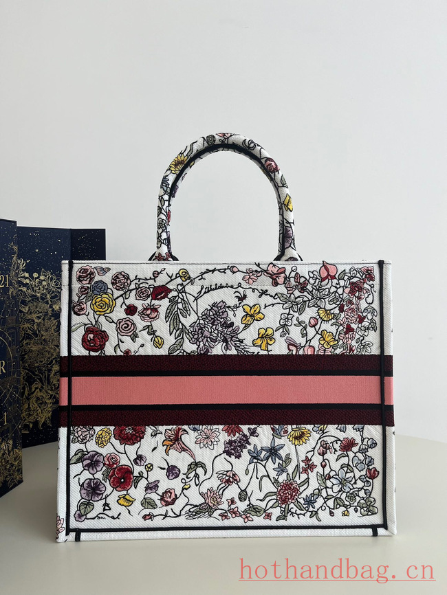 LARGE DIOR BOOK TOTE White Multicolor Florilegio Embroidery M1286ZEMF