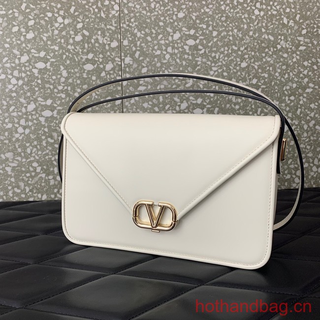 VALENTINO GARAVANI LETTER BAG 0M50 white