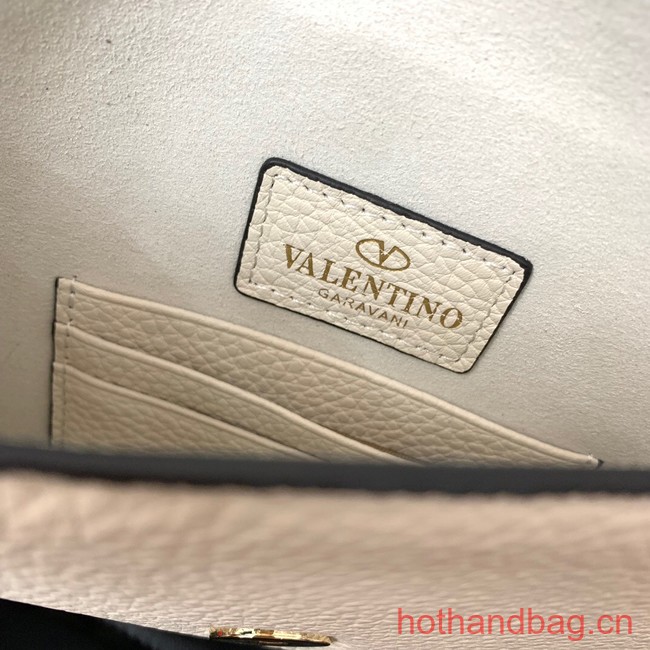 VALENTINO GARAVANI ROCKSTUD Clutch 0P87 white