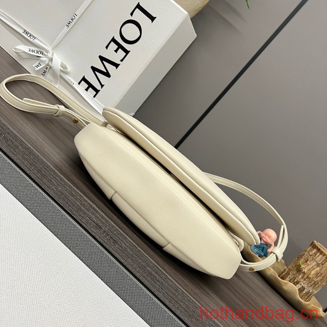 Loewe Original Leather Shoulder bag 062317 Cream