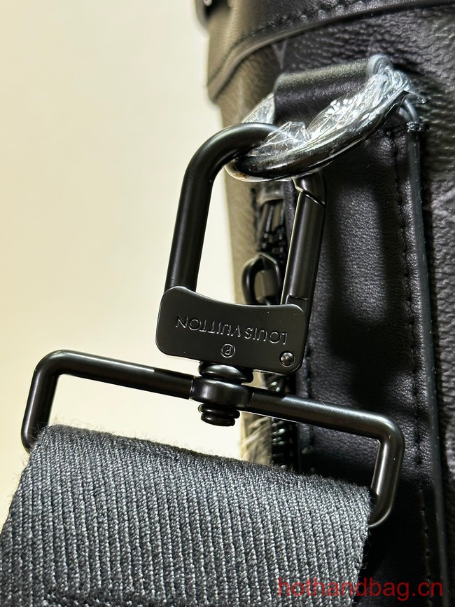 Louis Vuitton Maxi Noe Sling M46693 black