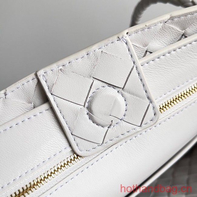 Bottega Veneta Small Andiamo 743568 white