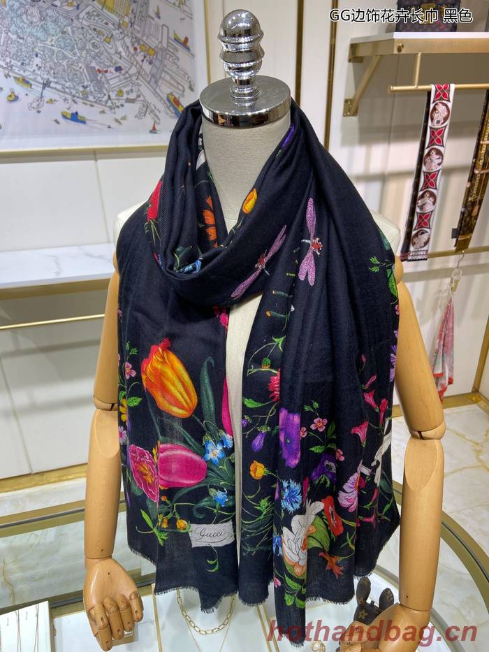 Gucci Scarf GUC00267