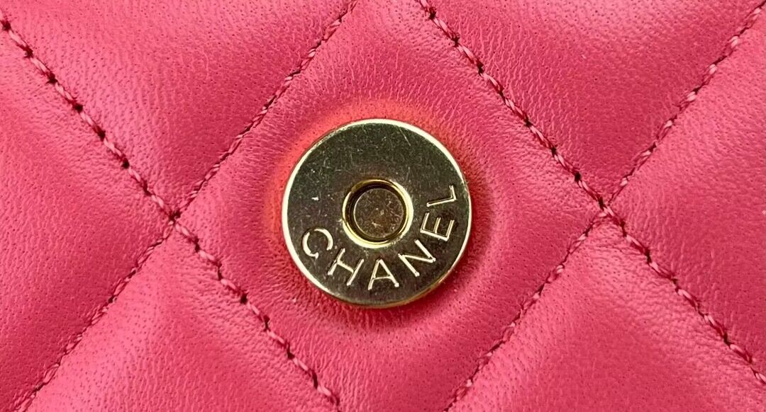 CHANEL 22B Kelly Pearl Top Handle Bag AP3562 Pink