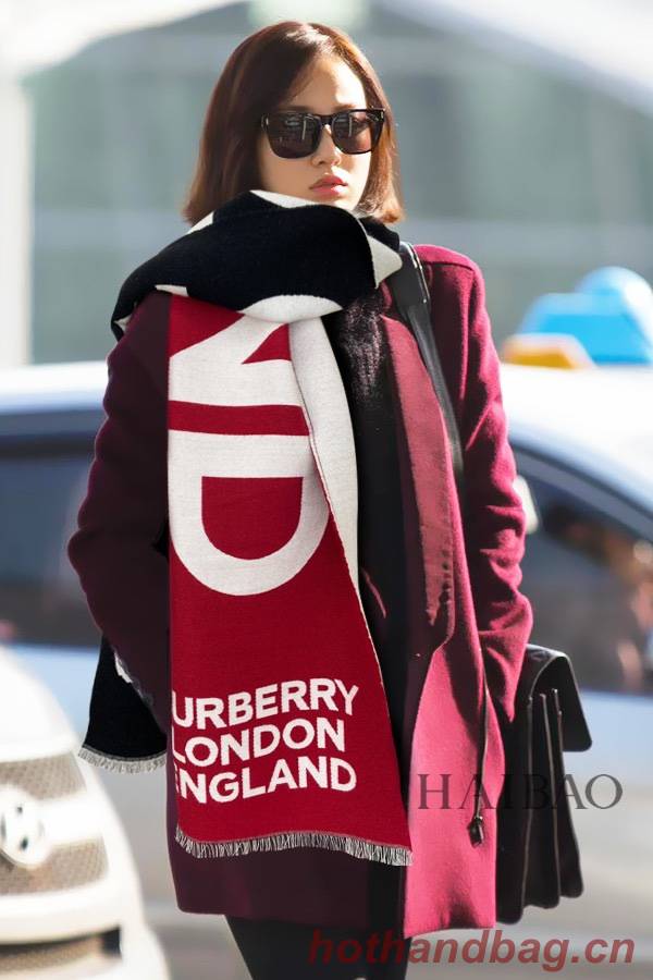 Burberry Scarf BBC00146