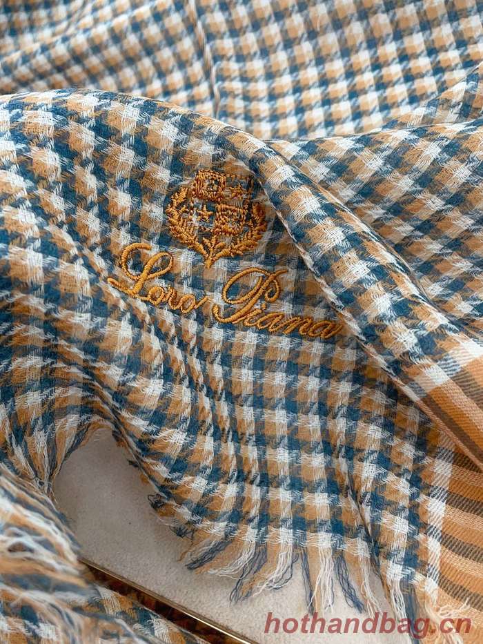 Loro Piana Scarf LPC00018