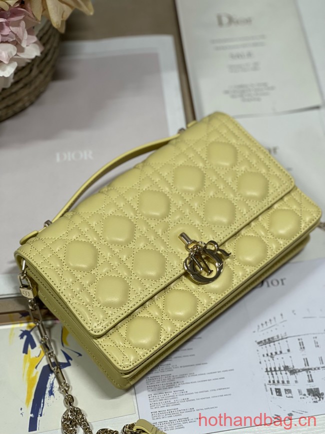 MISS DIOR TOP HANDLE BAG Pastel Yellow Cannage Lambskin M0997ON