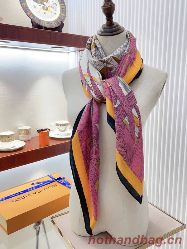 Louis Vuitton Scarf LVC00428