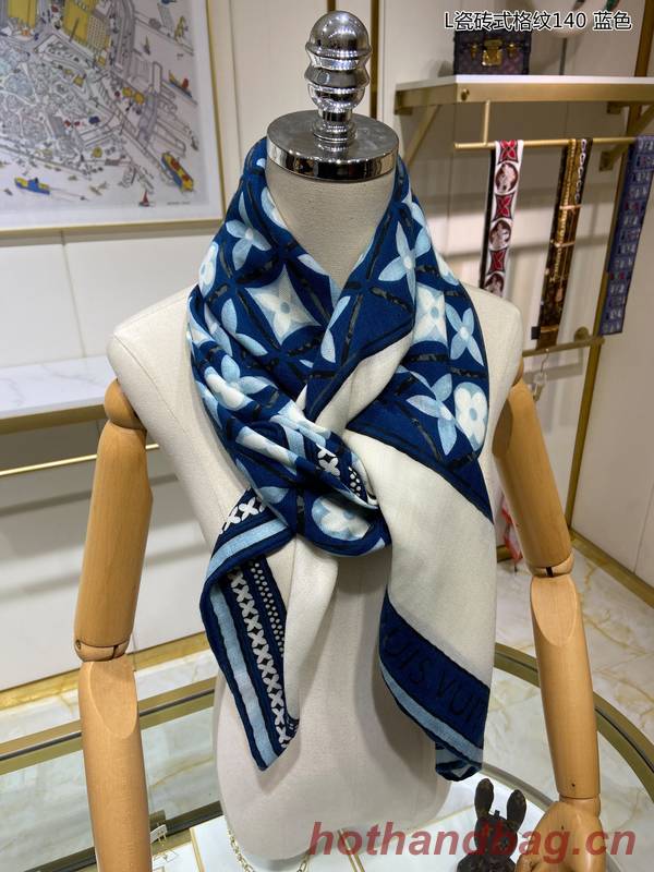 Louis Vuitton Scarf LVC00429