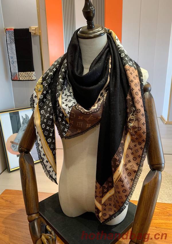 Louis Vuitton Scarf LVC00464