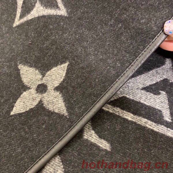 Louis Vuitton Cloak LVC00465 Louis Vuitton Cloak LVC00465