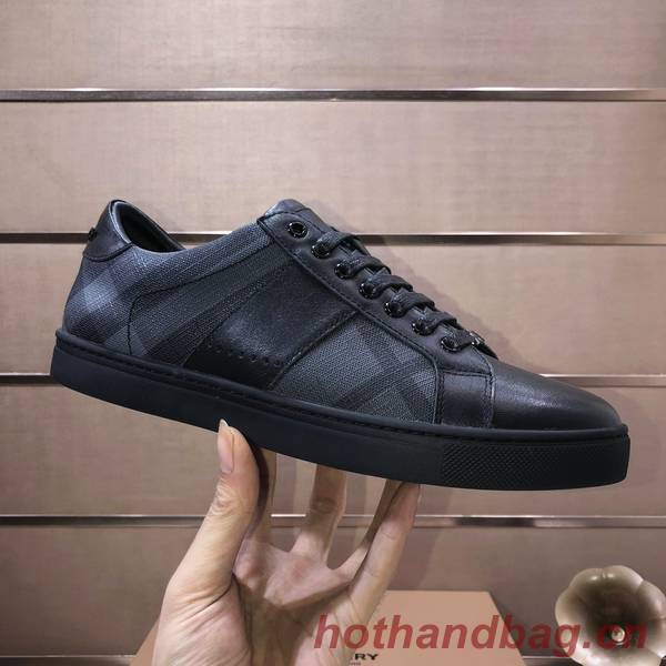 Burberry Shoes BBS00009