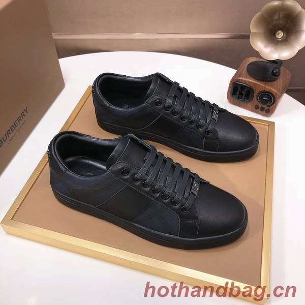 Burberry Shoes BBS00012