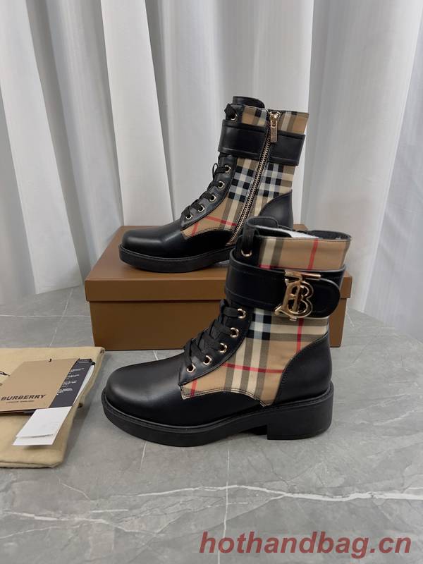 Burberry Shoes BBS00015