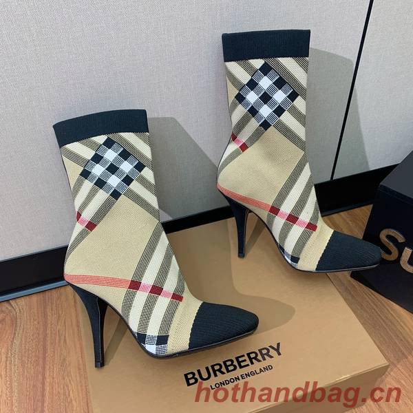 Burberry Shoes BBS00032