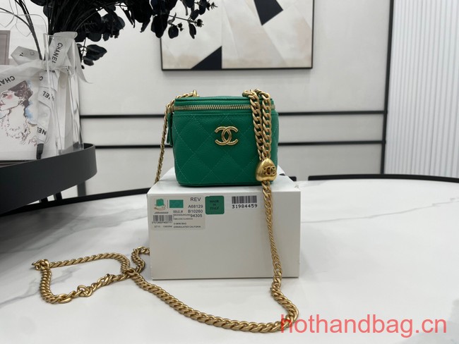 Chanel NANO CLUTCH WITH CHAIN A68129 GREEN