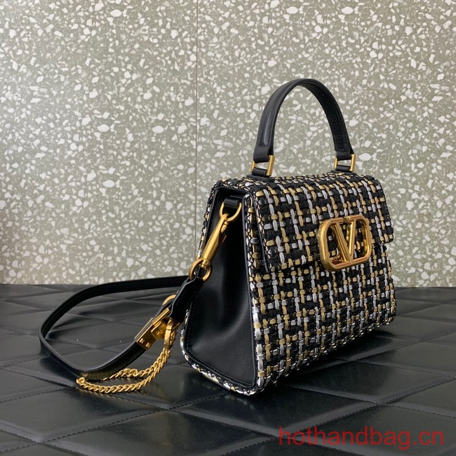 VALENTINO small Shoulder bag 0069 black&white