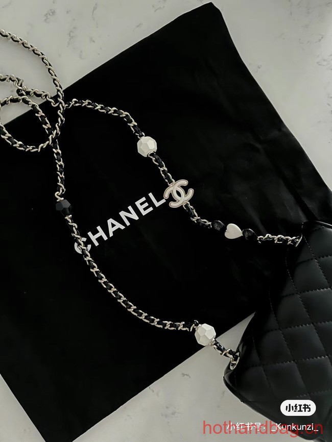 Chanel CLUTCH WITH CHAIN A23P BLACK