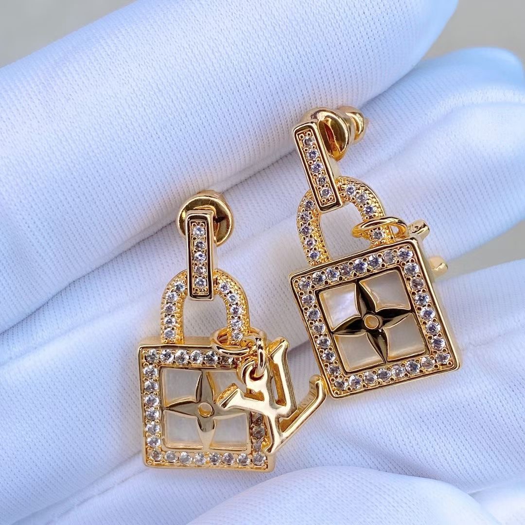 Louis Vuitton Earrings CE13438