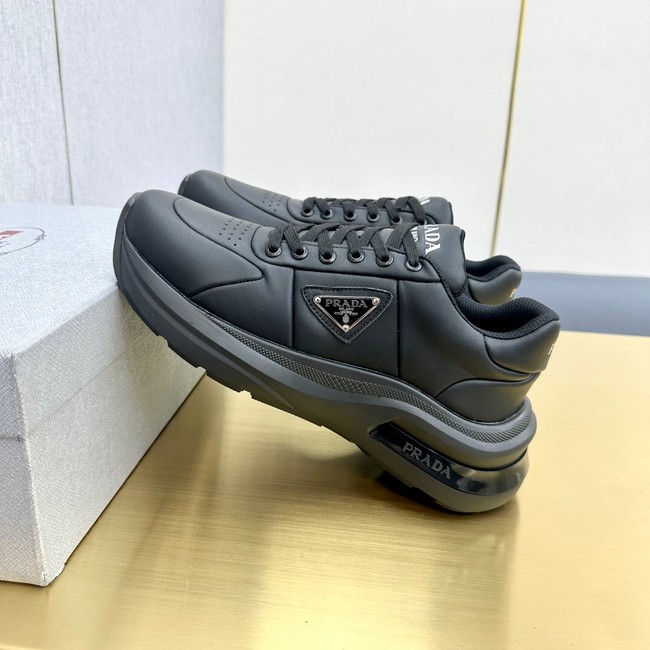 Prada mens shoes 36571-7