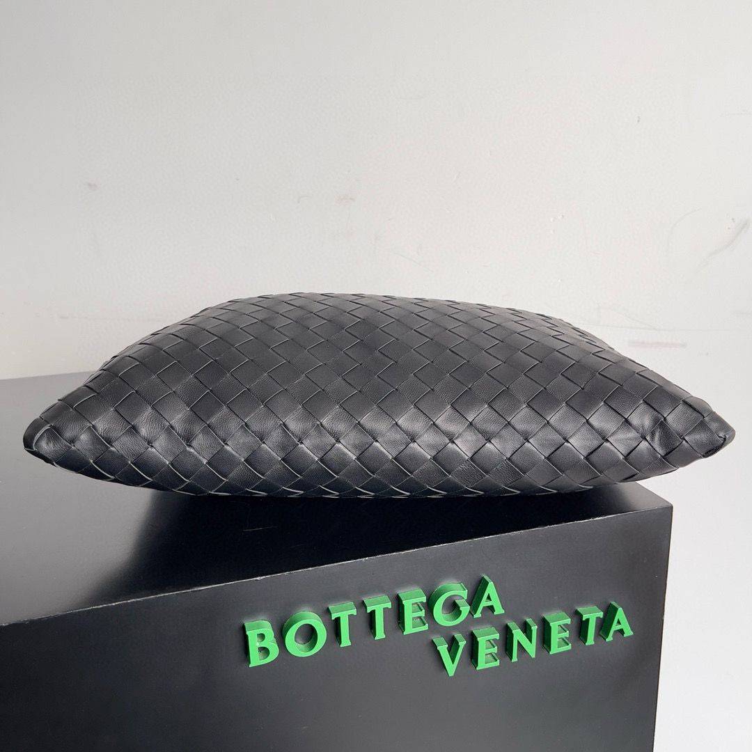 Bottega Veneta Medium Hop Original Leather Bag 763966 Black