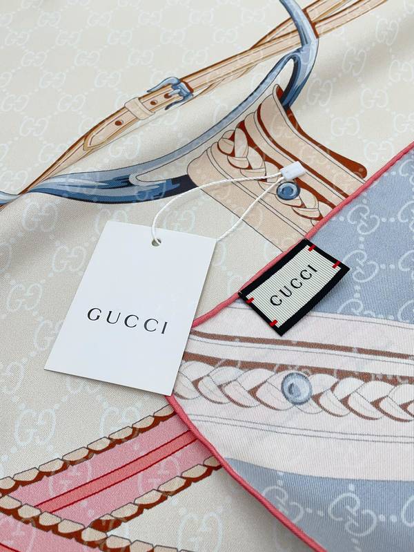 Gucci Scarf GUC00340 Gucci Scarf GUC00340