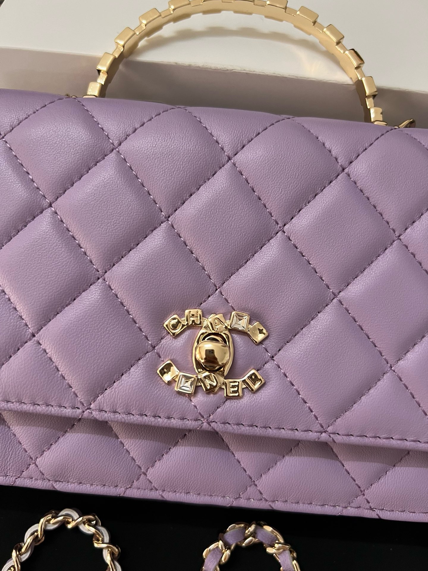 CHANEL FLAP PHONE HOLDER WITH CHAIN AB3566 Light purple