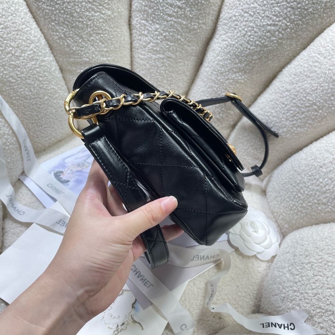 CHANEL MESSENGER BAG AS4743 black