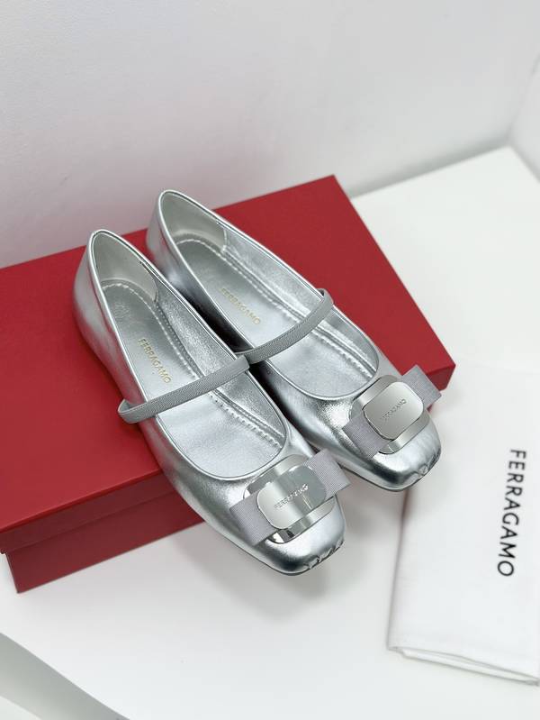 Ferragamo Shoes FMS00081