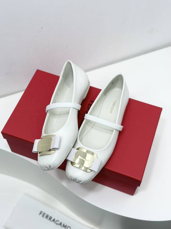 Ferragamo Shoes FMS00084