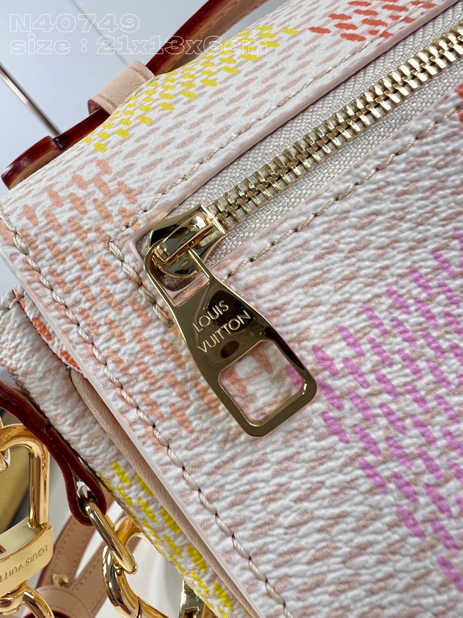 Louis Vuitton Pochette Metis East West N40749 Peach