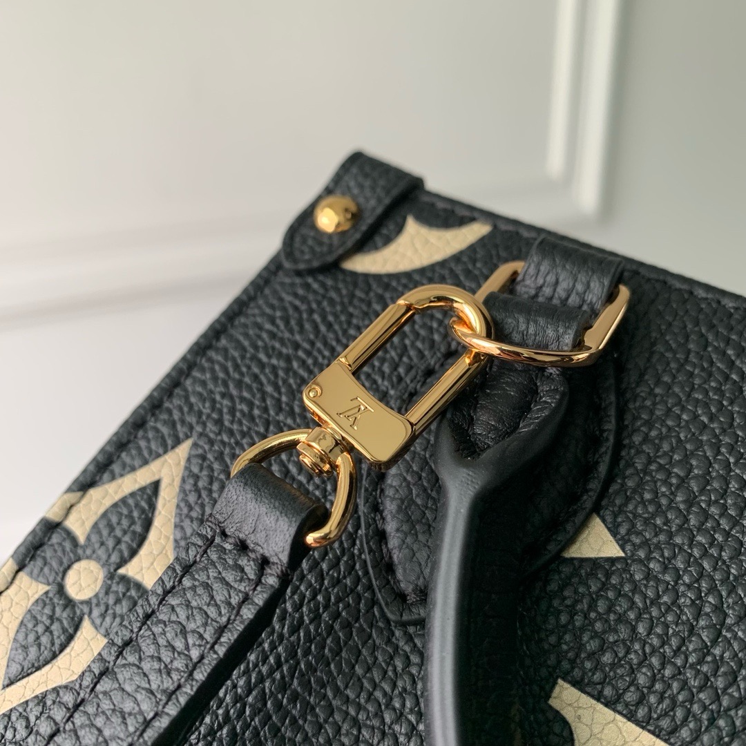 Louis Vuitton OnTheGo BB M47054 black&Cream