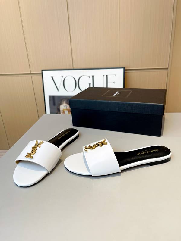 Yves Saint Laurent Shoes SLS00011