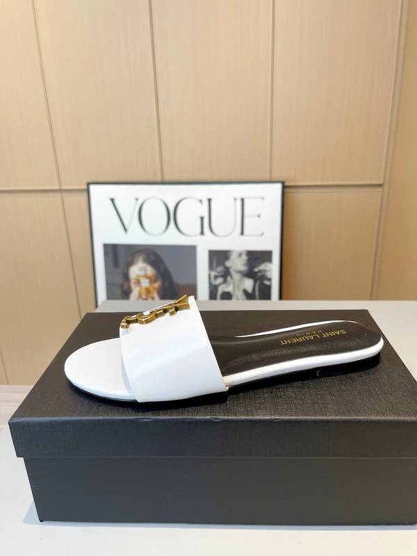 Yves Saint Laurent Shoes SLS00011