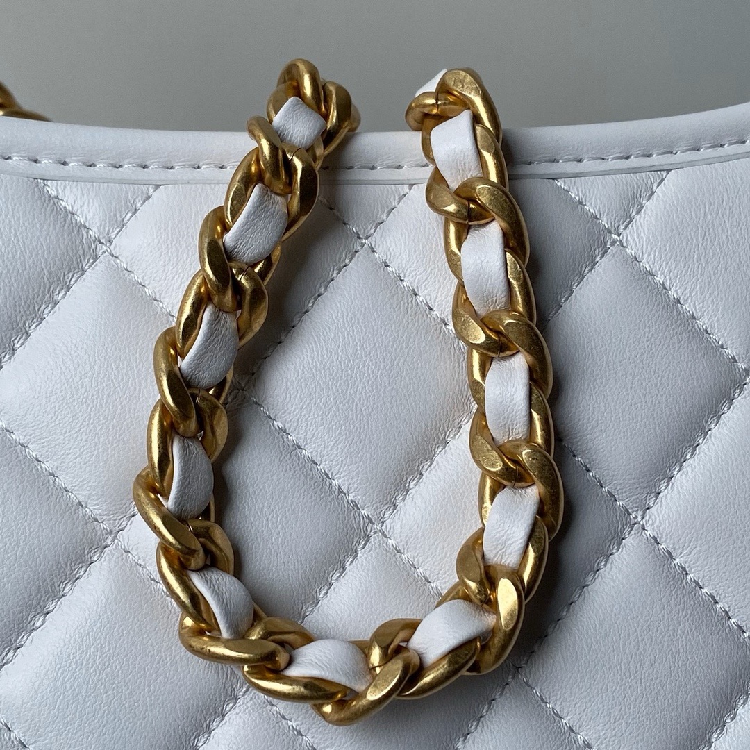 CHANEL HOBO HANDBAG Calfskin AS4666 white