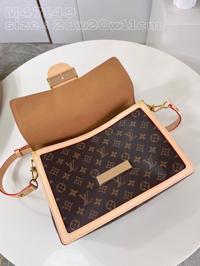 Louis Vuitton Dauphine Monogram coated canvas MM M47149