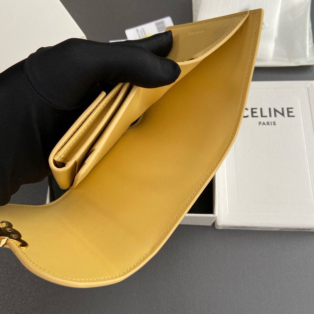 Celine SMALL WALLET TRIOMPHE IN SHINY CALFSKIN 10D783 YELLOW