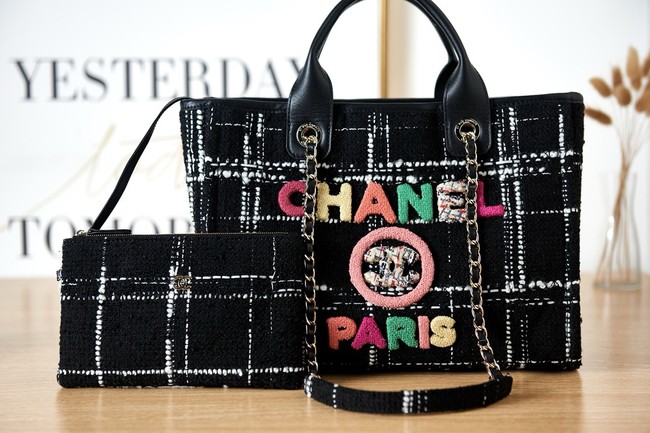 Chanel 22K SHOPPING BAG AS3257 black