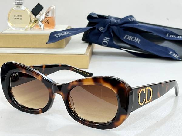 Dior Sunglasses Top Quality DIS03121