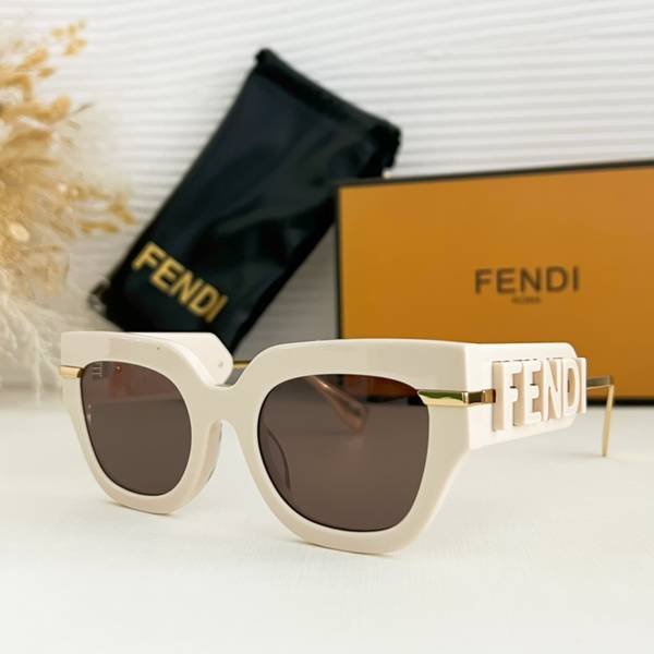 Fendi Sunglasses Top Quality FDS01300