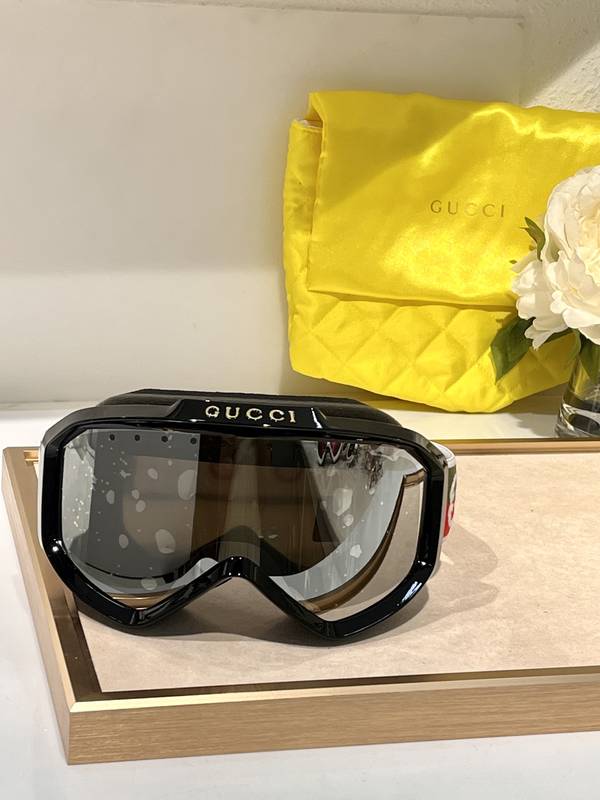 Gucci Sunglasses Top Quality GUS03940
