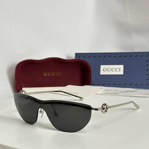 Gucci Sunglasses Top Quality GUS04002