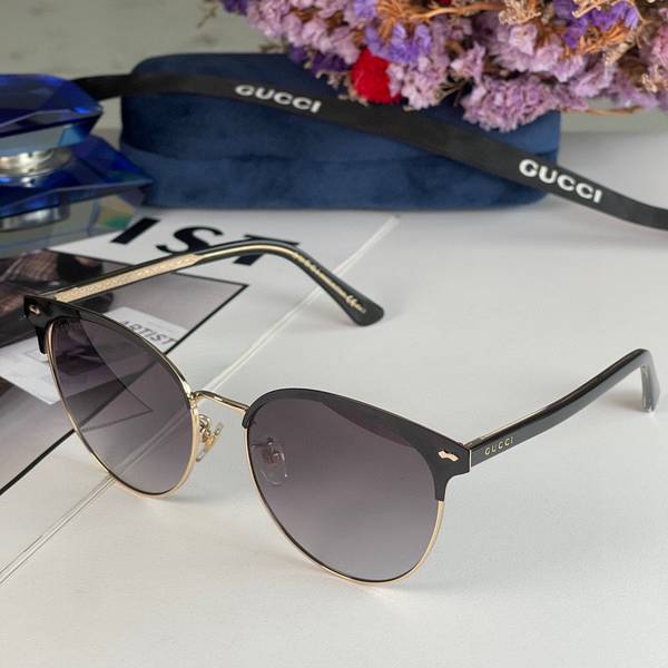 Gucci Sunglasses Top Quality GUS04063