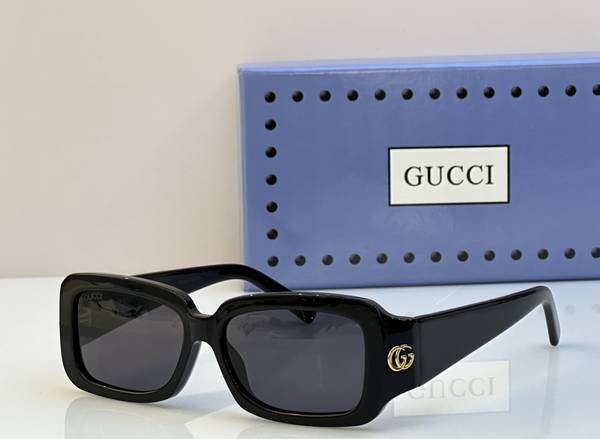 Gucci Sunglasses Top Quality GUS04235