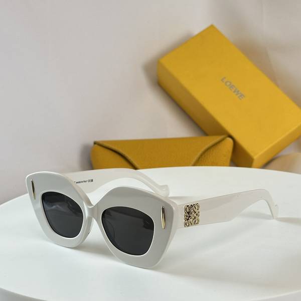 Loewe Sunglasses Top Quality LOS00446