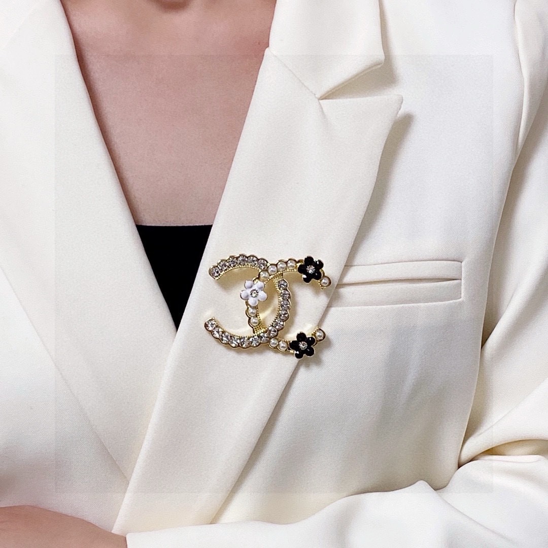 Chanel Brooch CE14121