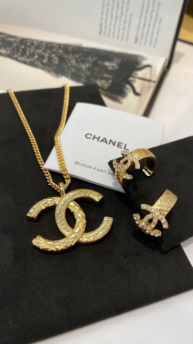 Chanel NECKLACE CE14168
