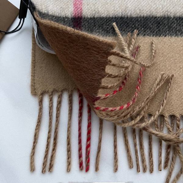 Burberry Scarf BBC00170 Burberry Scarf BBC00170