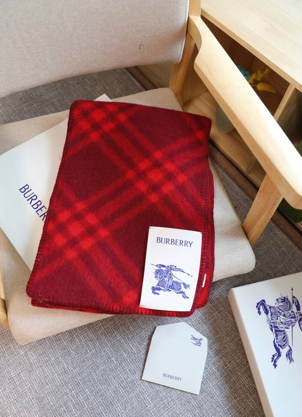 Burberry Scarf BBC00175 Burberry Scarf BBC00175