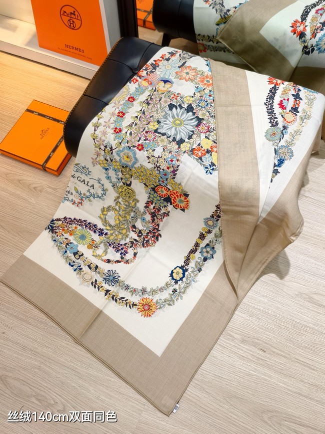 Hermes Shawl Cashmere and Silk KY139